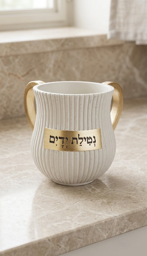 נטלה מהודרת מפולימר טקסטורת אבן