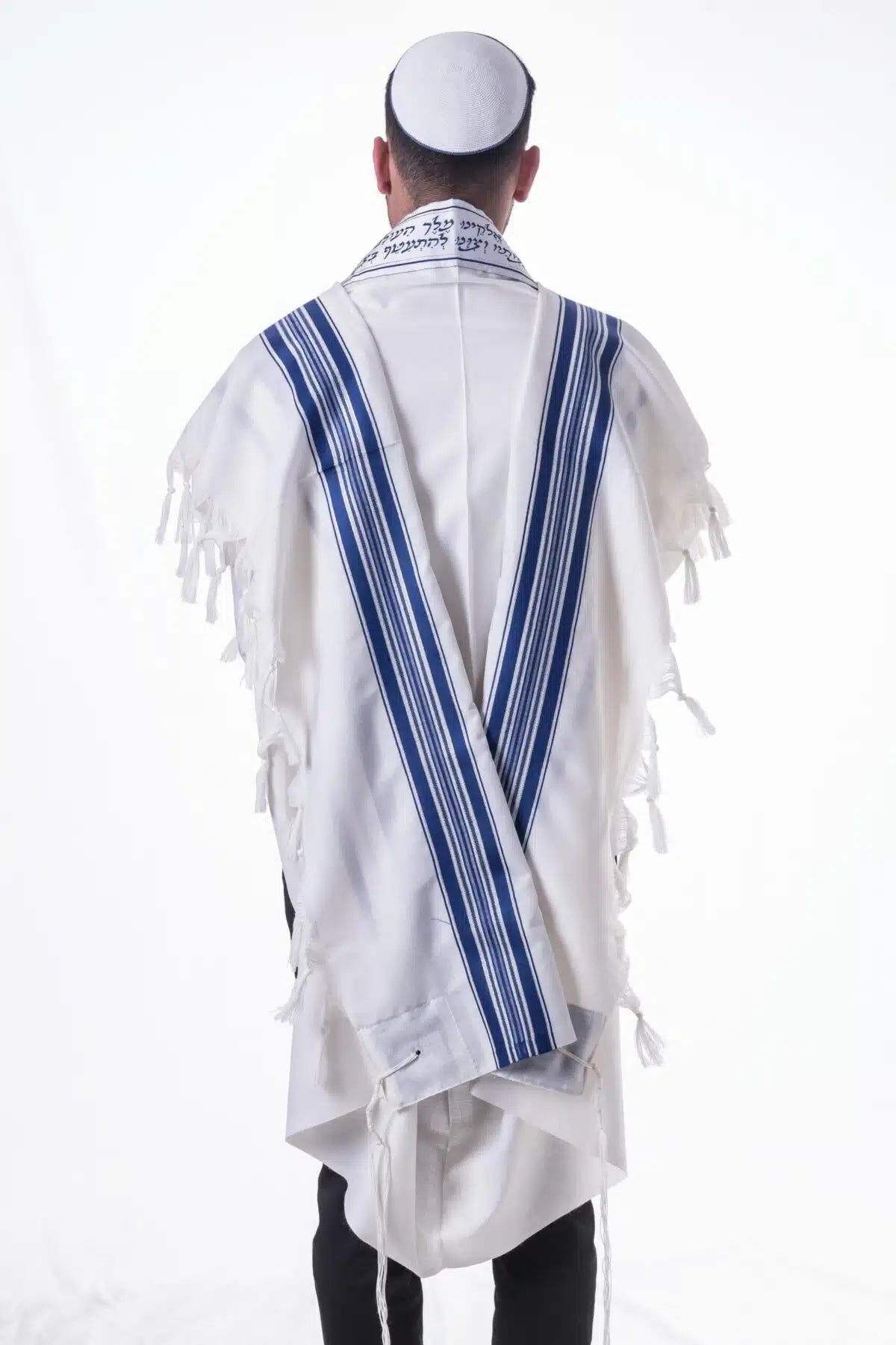טלית צמר א.א כחול-כסף